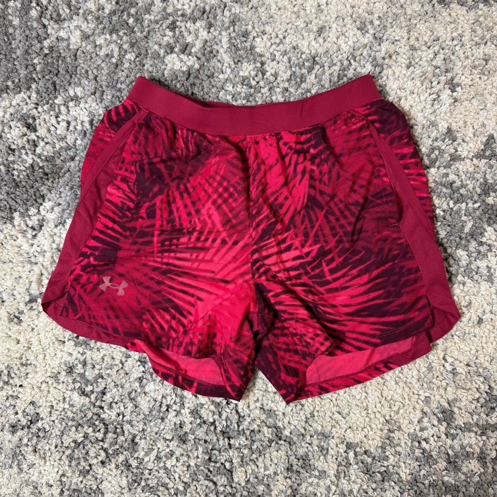 Under Armour, Men’s Maroon Leaf Abstract Design Athletic Workout Shorts, Large